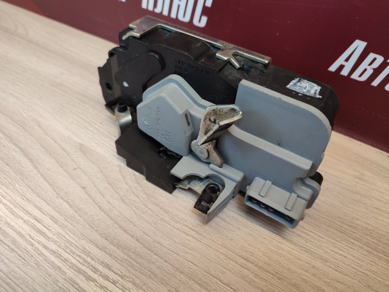 Замок      двери