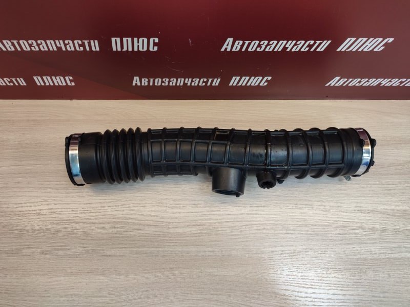 Патрубок воздушного фильтра