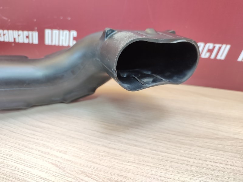 Патрубок воздушного фильтра