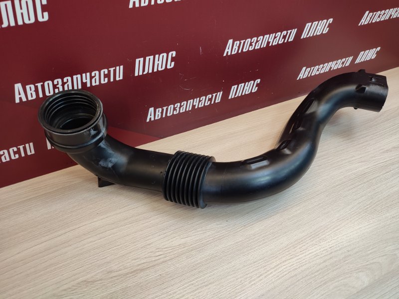 Патрубок воздушного фильтра