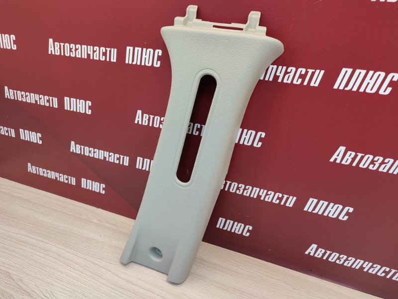 Обшивка средней стойки