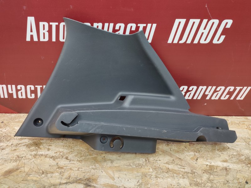 Держатель задней полки