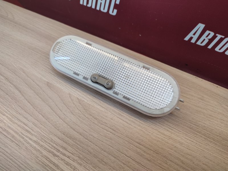 плафон освещения салона