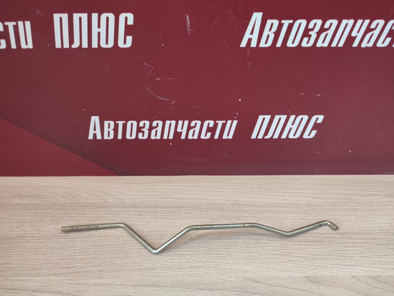 Тяга замка двери