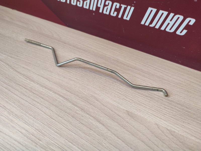 Тяга замка двери