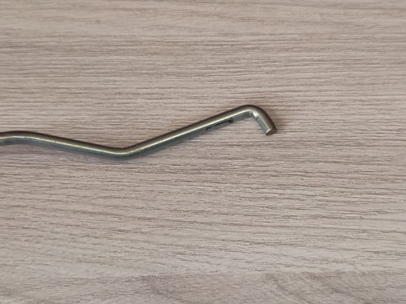 Тяга замка двери