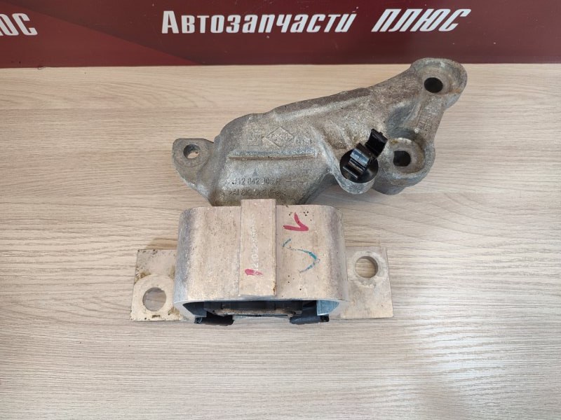 Опора двигателя