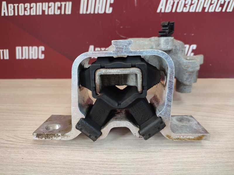 Опора двигателя