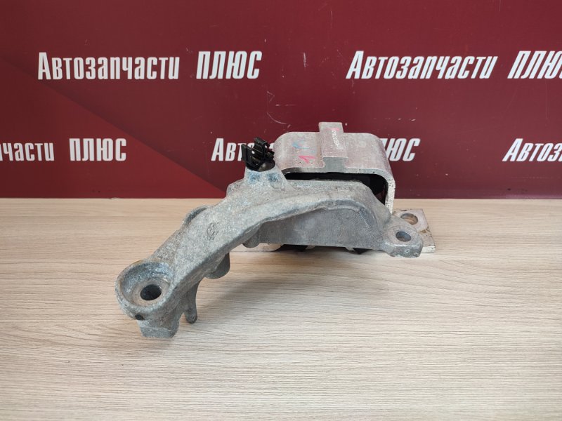 Опора двигателя