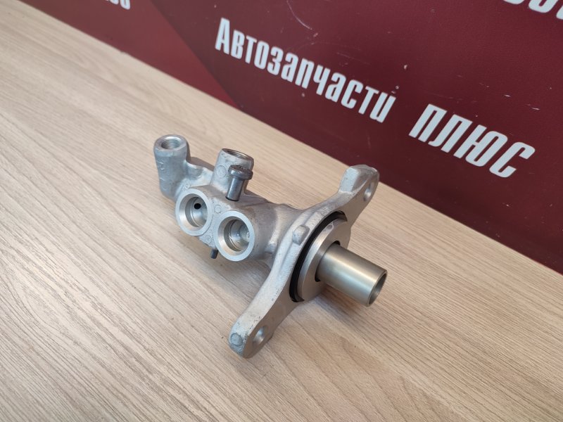 Главный тормозной цилиндр