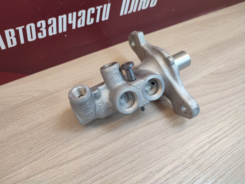 Главный тормозной цилиндр