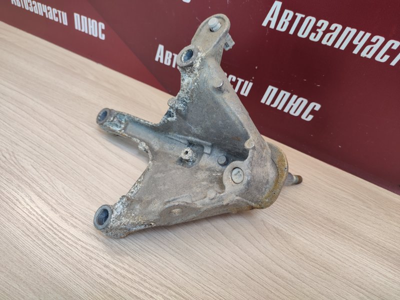 Кронштейн опоры кпп