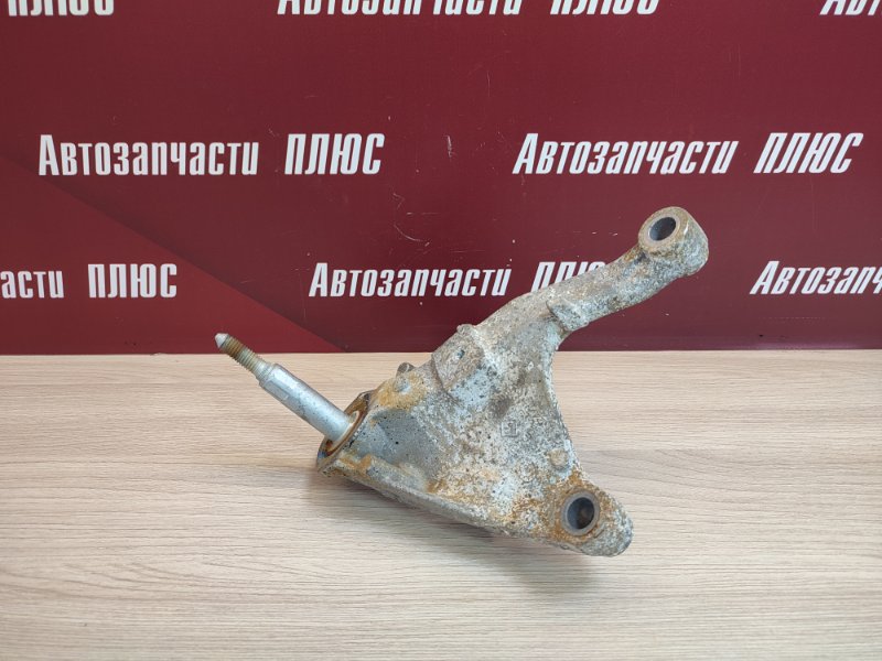 Кронштейн опоры кпп