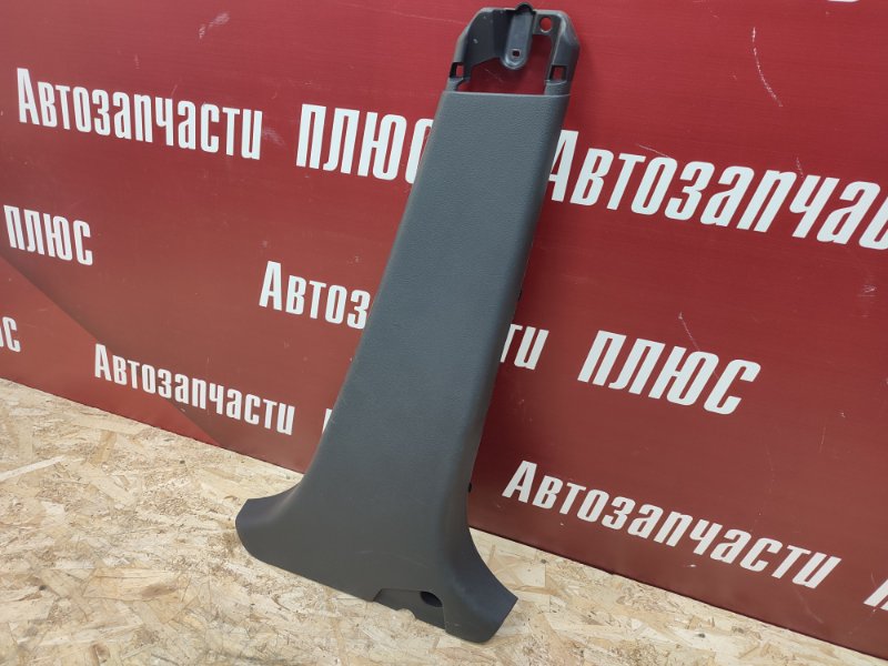 Обшивка средней стойки