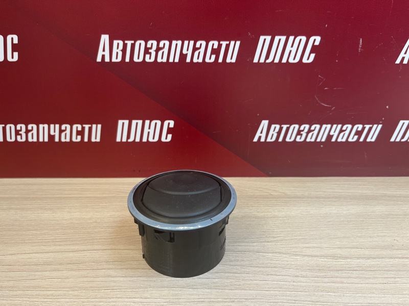 Воздушный дефлектор салона
