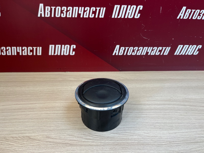 Воздушный дефлектор салона