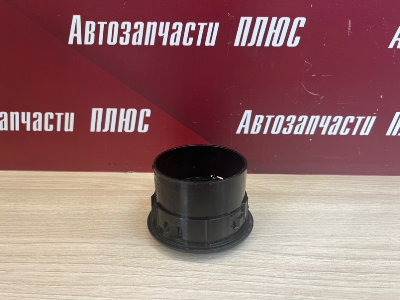 Воздушный дефлектор салона