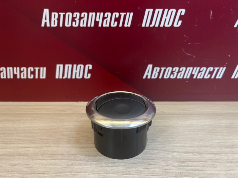 Воздушный дефлектор салона