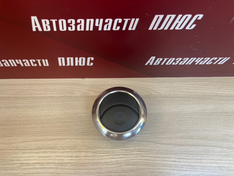 Воздушный дефлектор салона