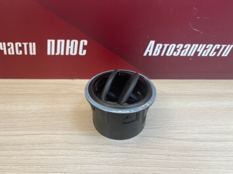 Воздушный дефлектор салона