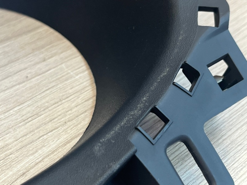 Козырек щитка приборов