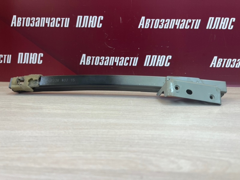 Направляющая стекла     двери