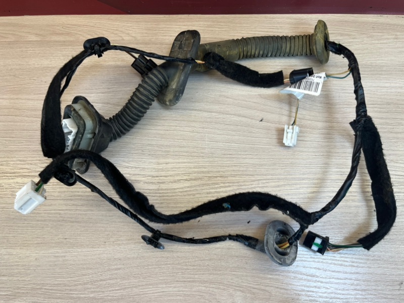 Проводка двери