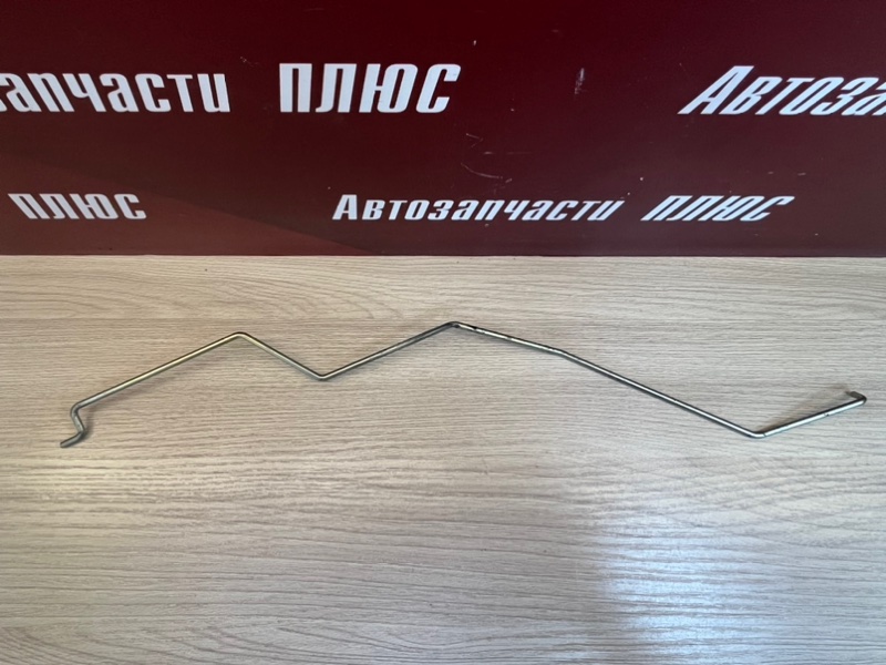 Тяга замка двери