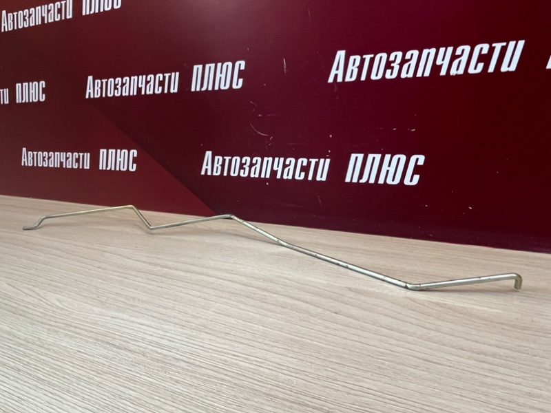 Тяга замка двери