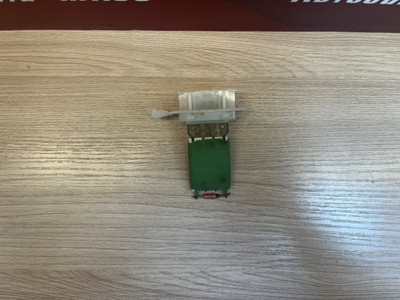 Резистор отопителя