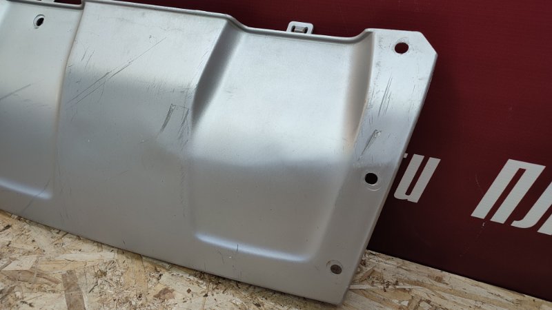 Накладка бампера