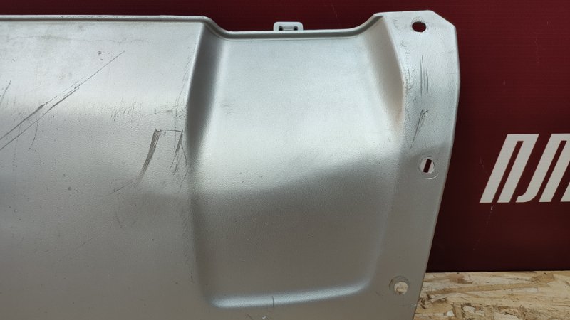 Накладка бампера