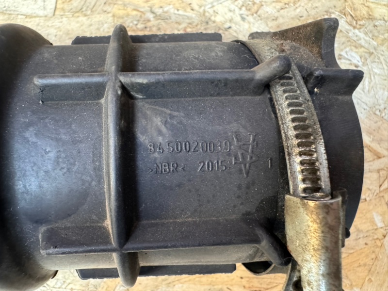 Патрубок воздушного фильтра