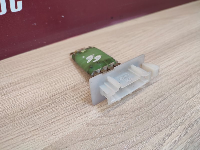 Резистор отопителя