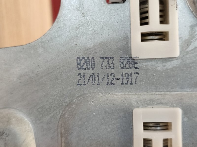 Стеклоподъемник    двери