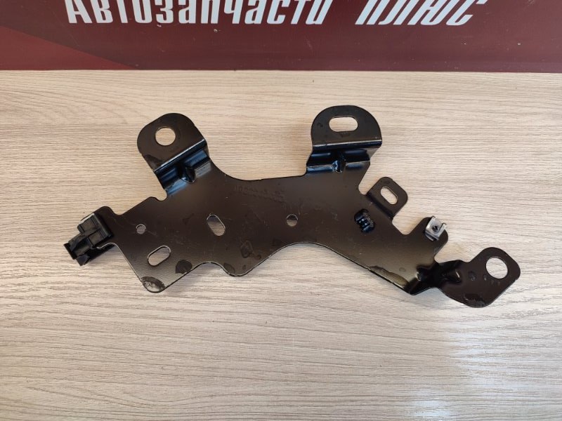 Кронштейн проводки