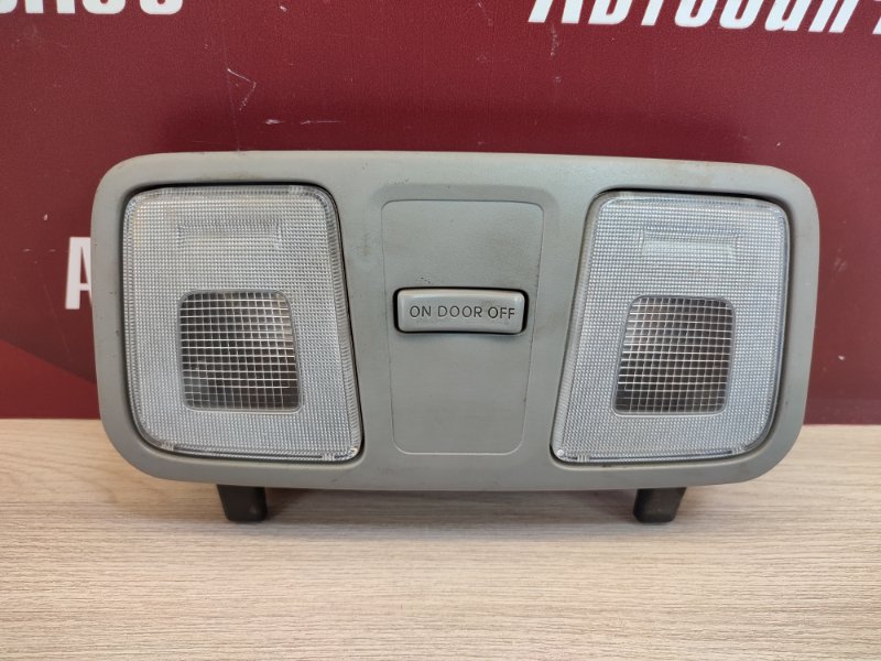 плафон освещения салона