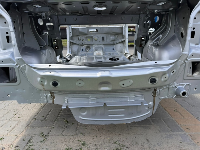 Задняя панель