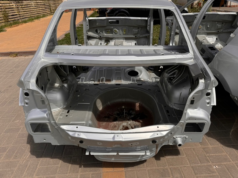 Задняя панель