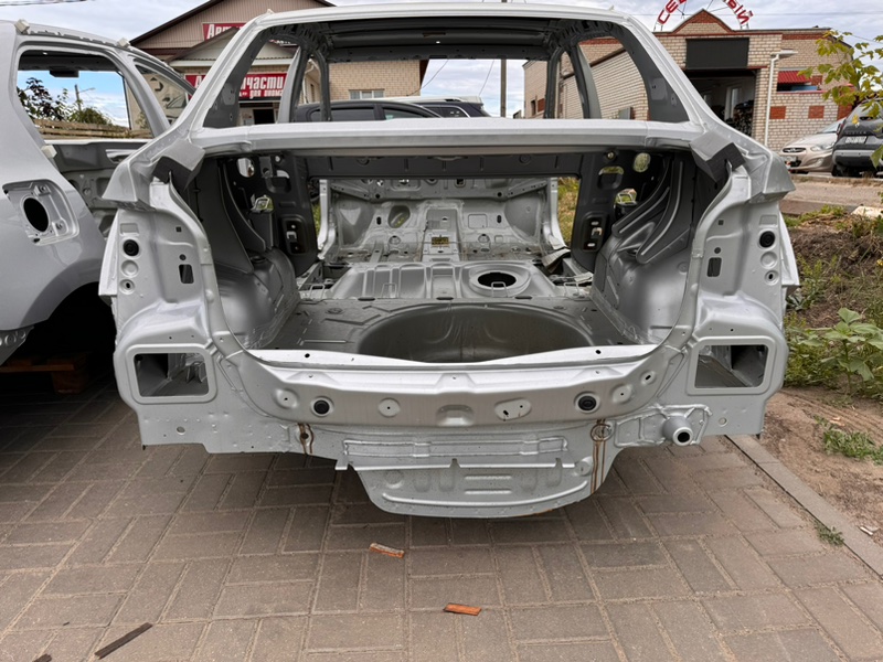 Задняя панель