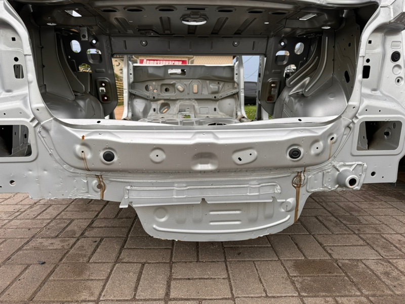 Задняя панель