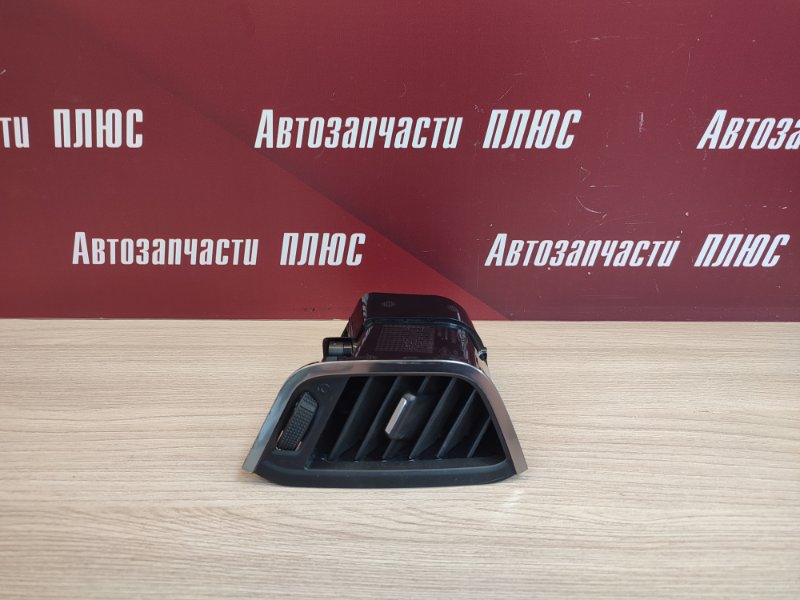 Воздушный дефлектор салона