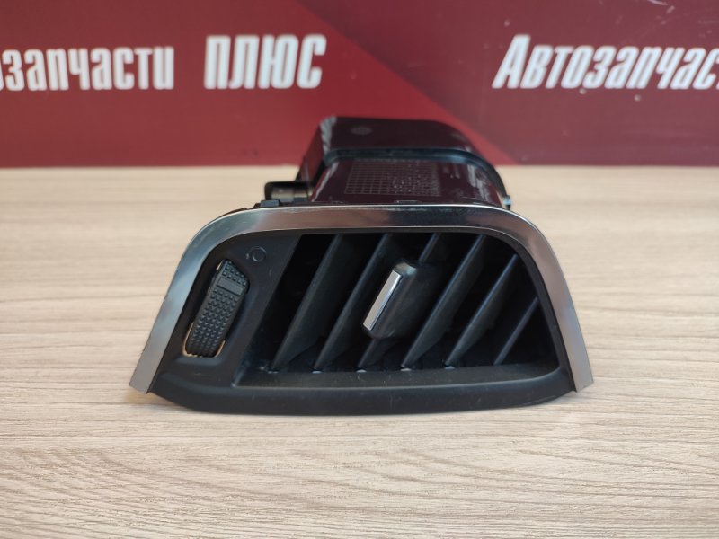 Воздушный дефлектор салона