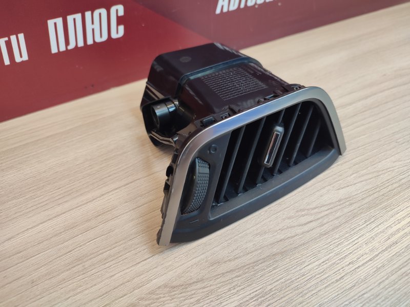 Воздушный дефлектор салона