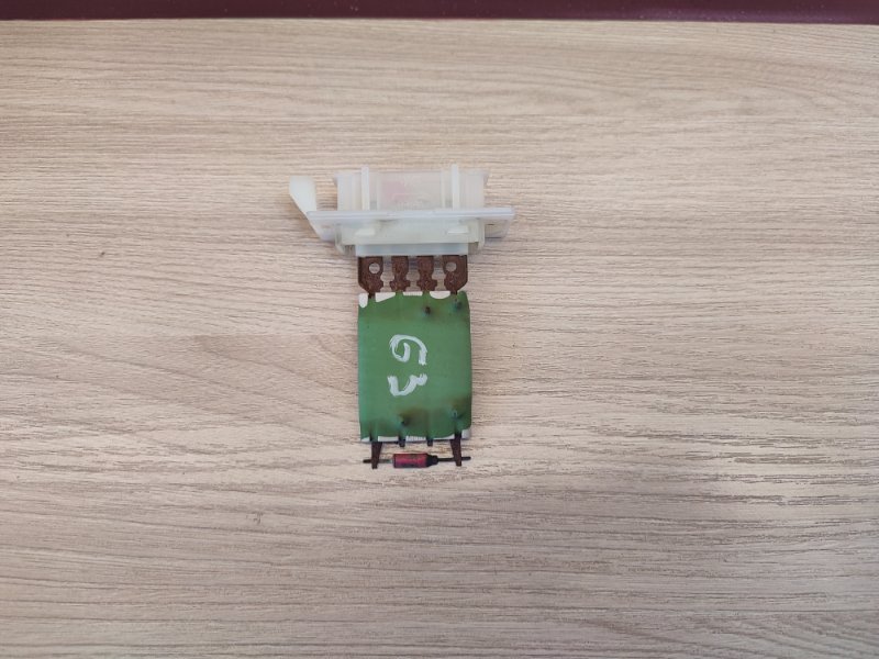 Резистор отопителя