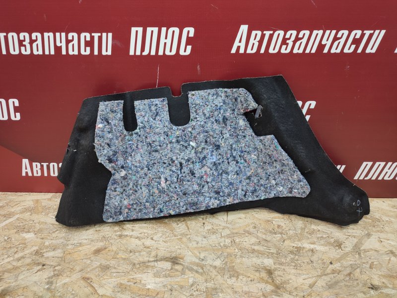 Обшивка багажника