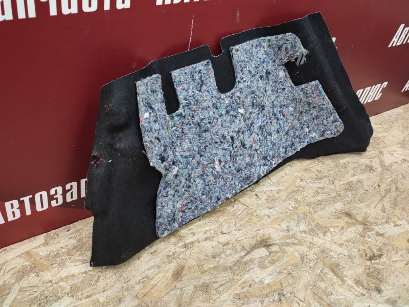 Обшивка багажника