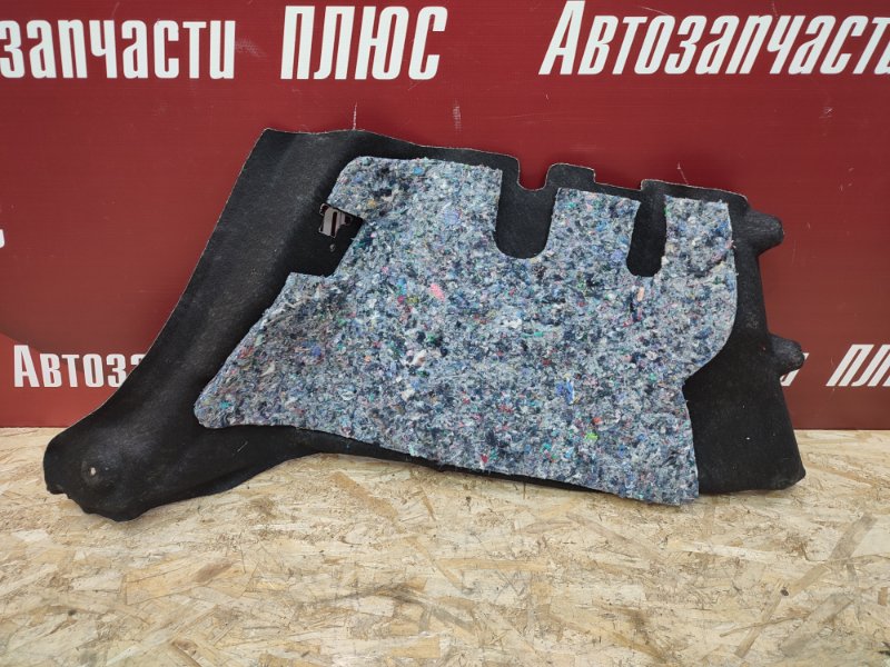 Обшивка багажника