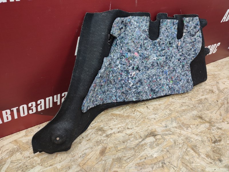 Обшивка багажника