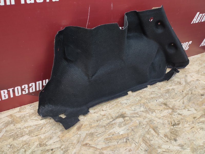 Обшивка багажника